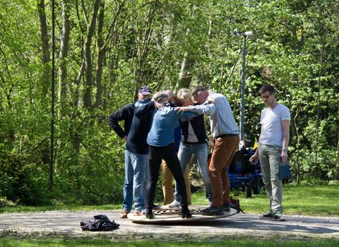 Teambuilding Tournament uitje met familie Friesland | De Postwagen